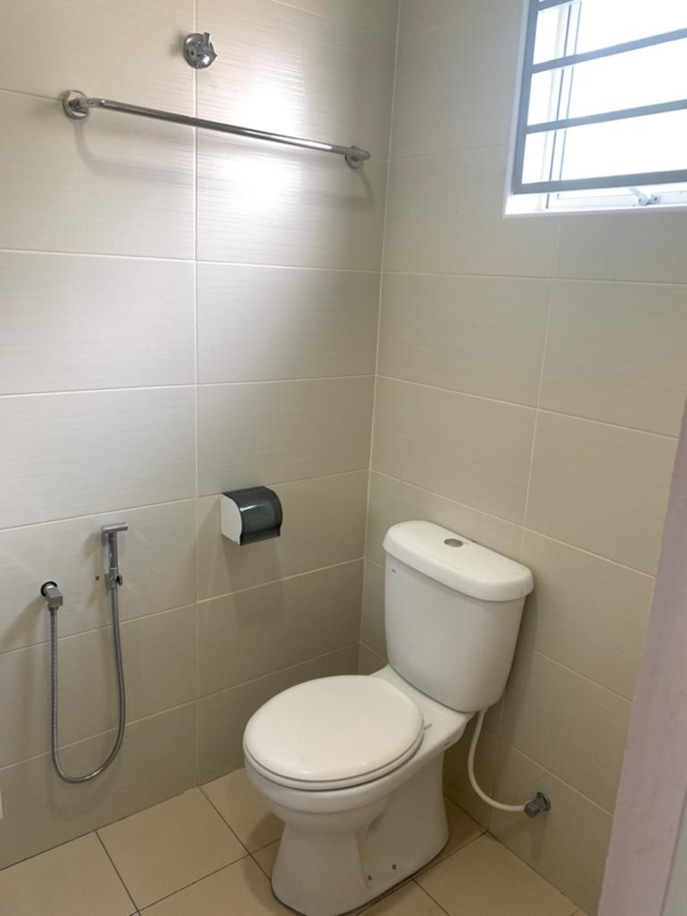 Oyo 89877 Sun Triang Hotel Kampong Kerayong Екстериор снимка