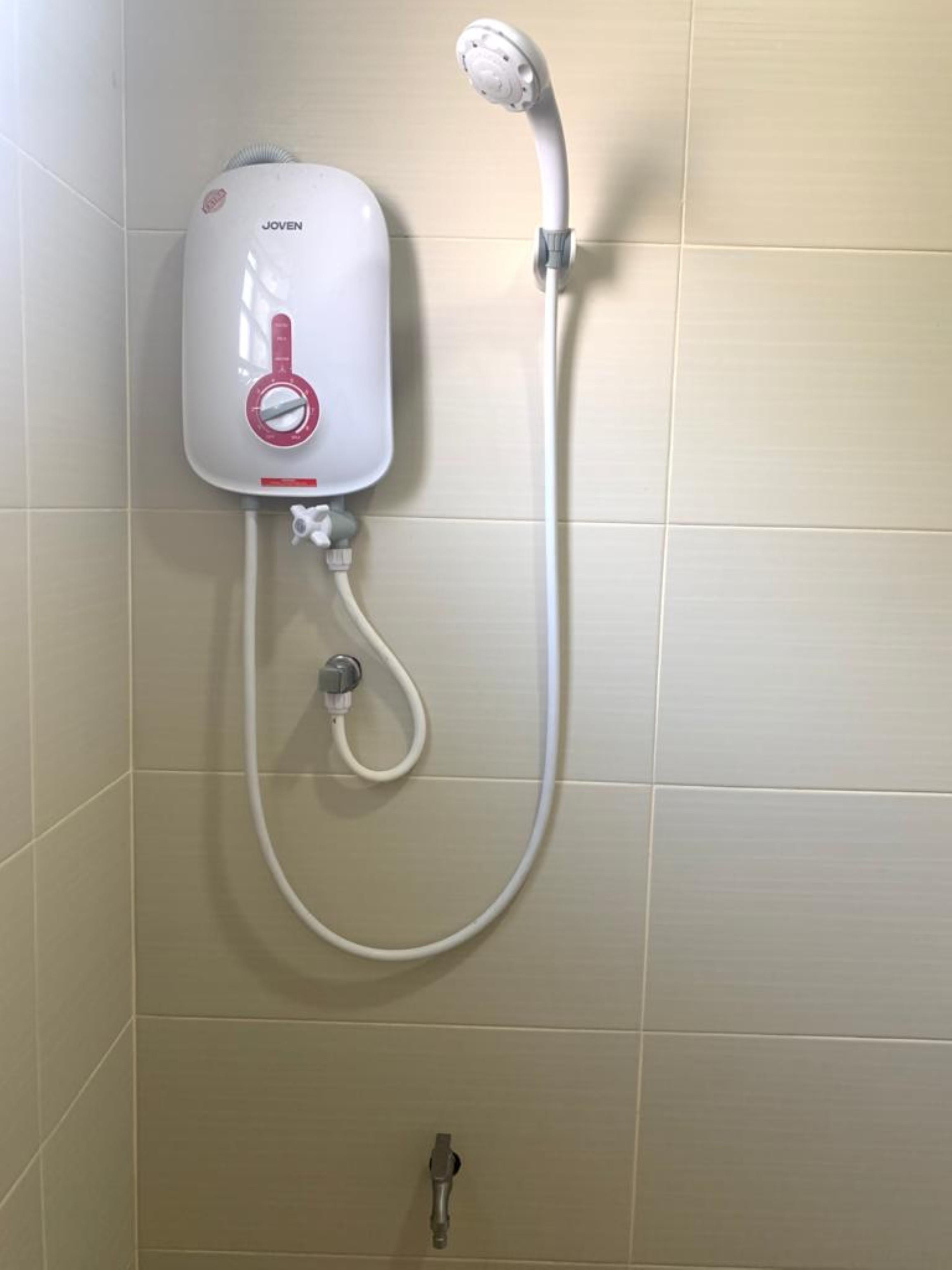Oyo 89877 Sun Triang Hotel Kampong Kerayong Екстериор снимка