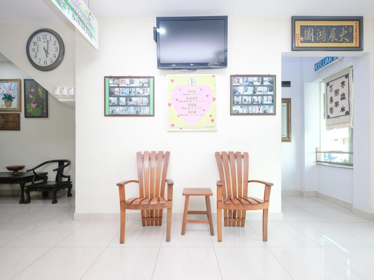 Oyo 89877 Sun Triang Hotel Kampong Kerayong Екстериор снимка
